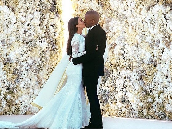 kim kardashian kanye west wedding kiss